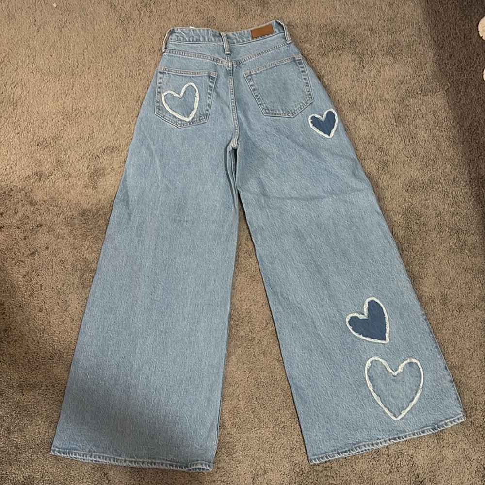 Social Tourist Jeans X Hollister! - Picture 4 of 6